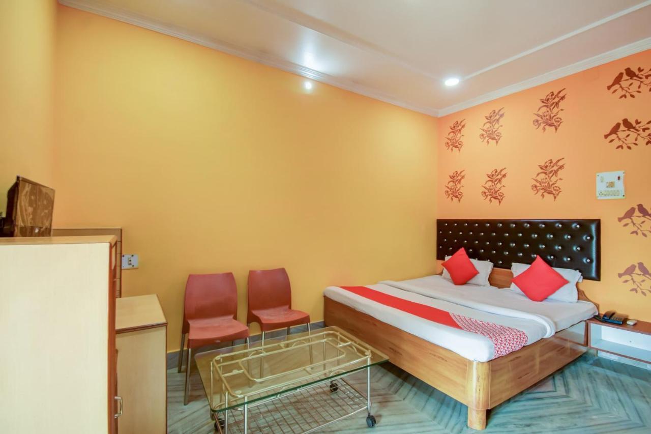 Super Oyo Hotel Priyal Amrit Sagar Rourkela Экстерьер фото