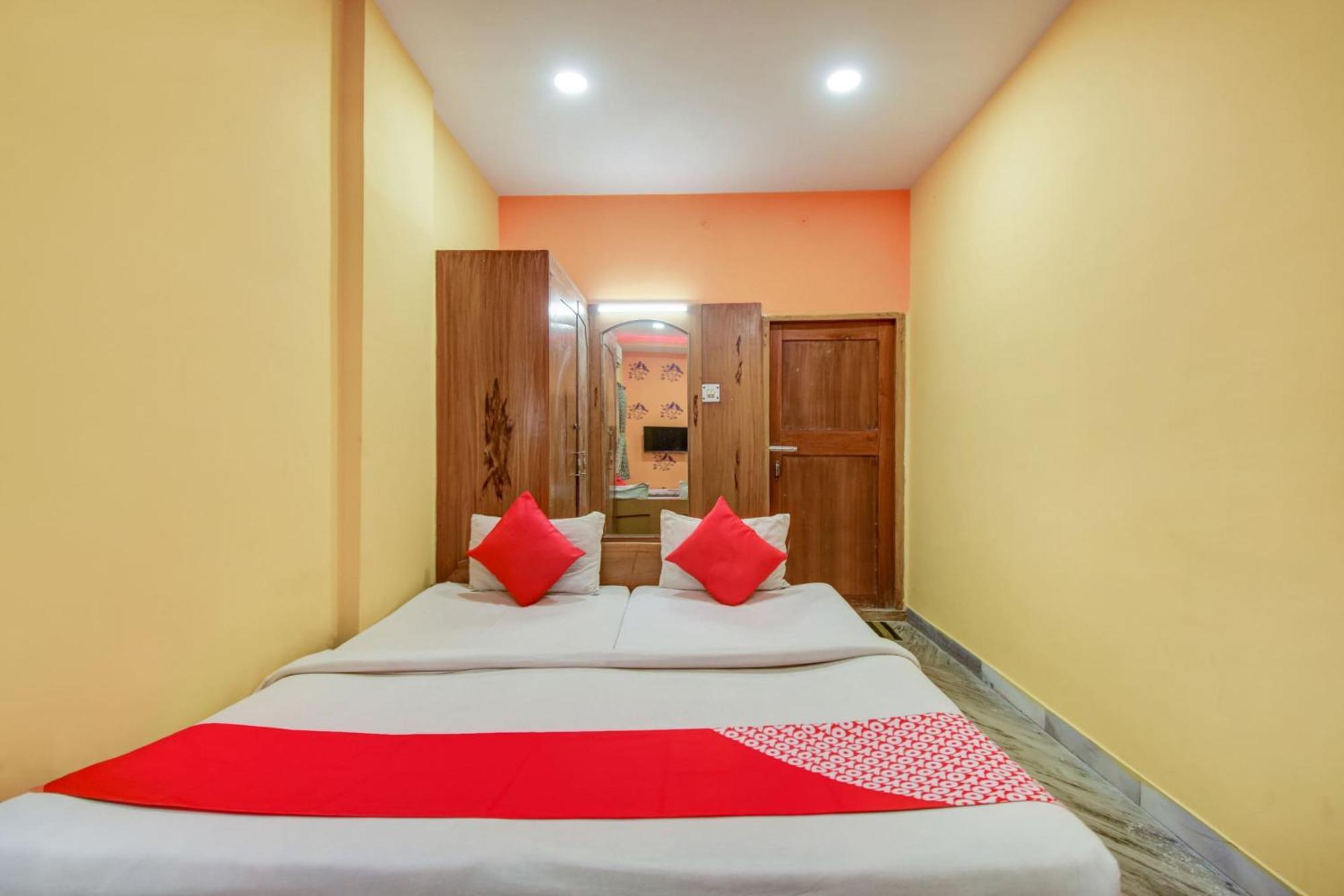 Super Oyo Hotel Priyal Amrit Sagar Rourkela Экстерьер фото