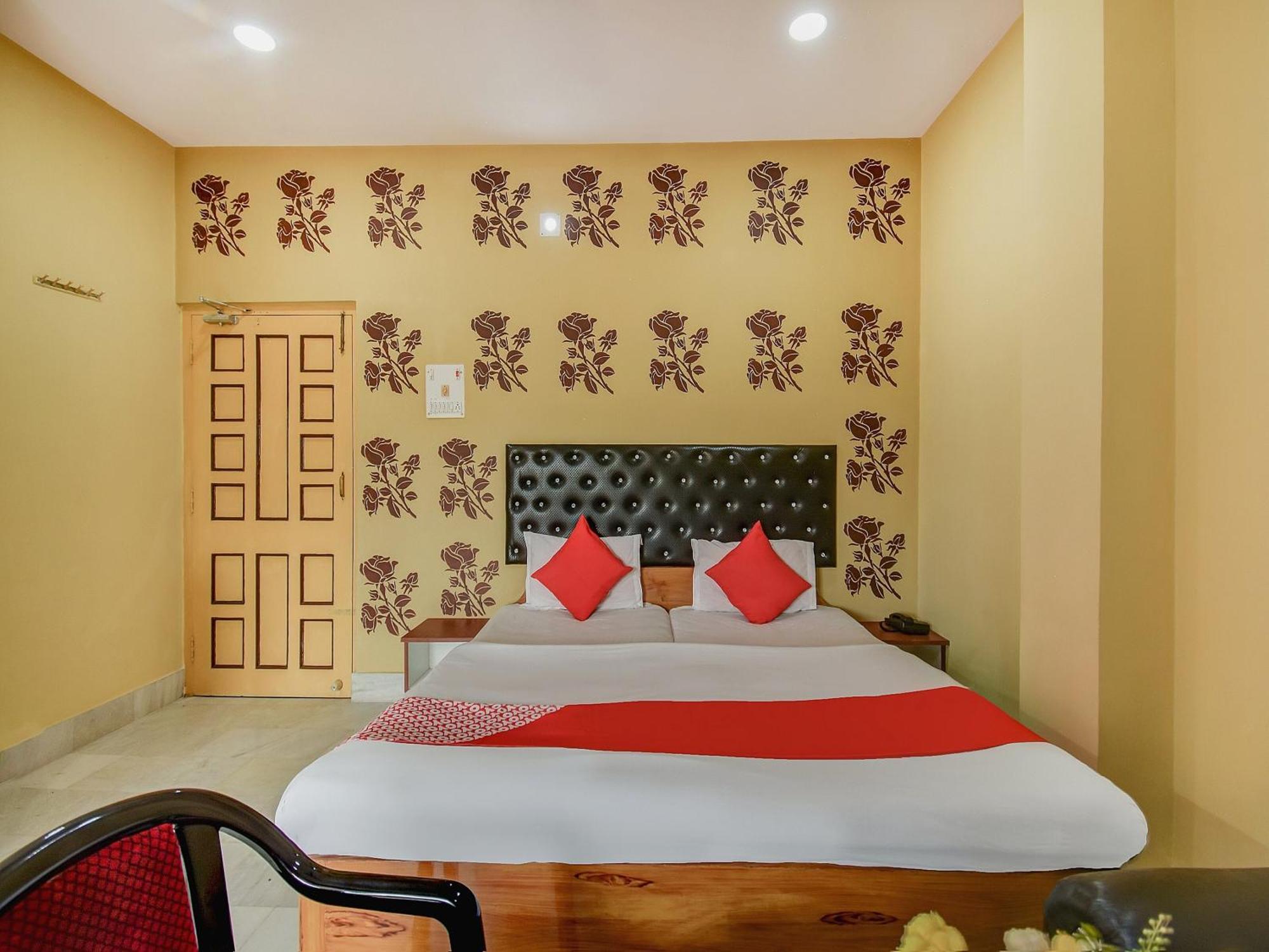 Super Oyo Hotel Priyal Amrit Sagar Rourkela Экстерьер фото